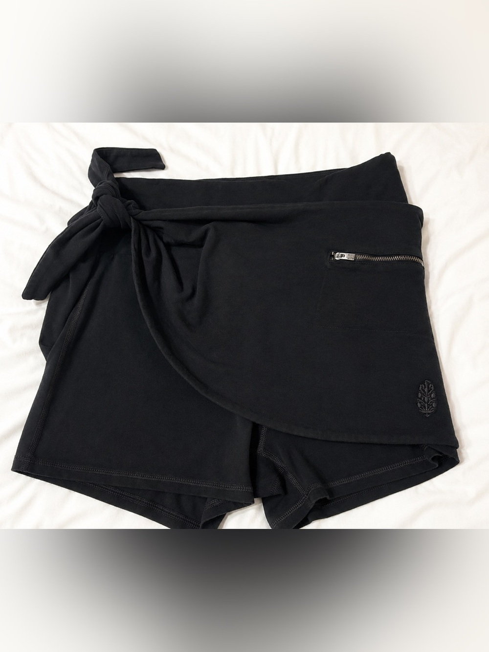 FP Movement Free People Black Wrap Tie Skort Zip Pocket Built In Shorts S